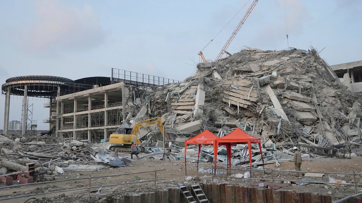 30層樓高的大樓夷為平地。(圖/AP) 30層樓高的大樓夷為平地。(圖/AP)