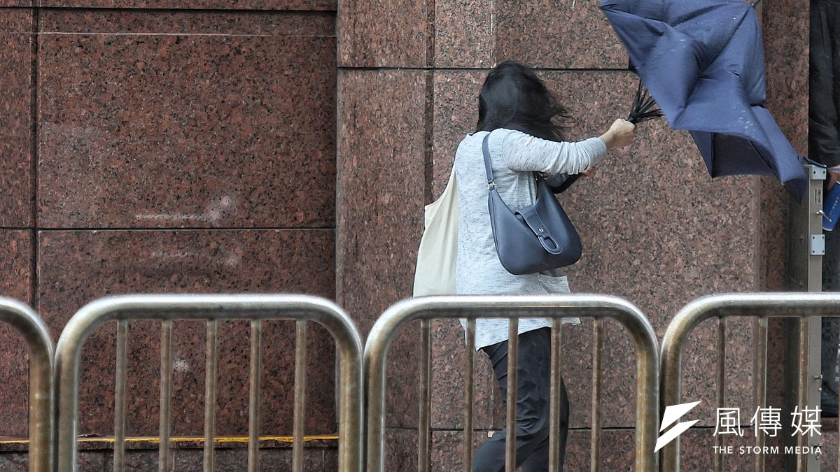 宜蘭縣政府表示,今(24)日晚上10點前宣布是否放假。(資料照/柯承惠攝) 宜蘭縣政府表示,今(24)日晚上10點前宣布是否放假。(資料照/柯承惠攝)