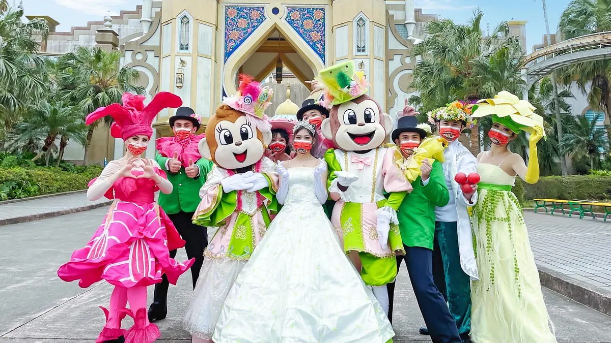 有網友抱怨,自己花了將近5000元讓小孩參加國中畢業旅行,但不論是行程安排、住宿或是伙食都不符合預期(示意圖/取自六福村主題樂園臉書)