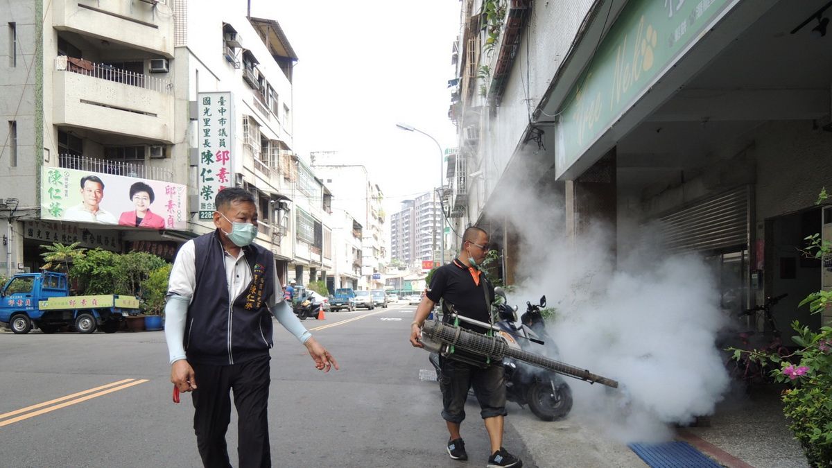 「巡、 倒、清、刷」四要訣 防止登革熱病媒蚊孳生 「巡、 倒、清、刷」四要訣 防止登革熱病媒蚊孳生