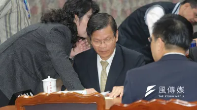 中研院長翁啟惠立院備詢。(葉信菉攝)