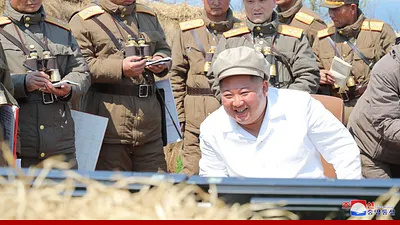 金正恩視導朝鮮人民軍迫擊炮兵部隊。(朝中社)