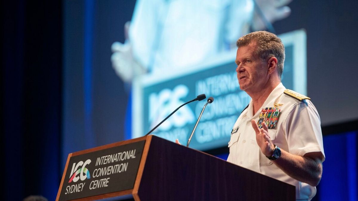2022年5月10日,美國海軍太平洋艦隊司令帕帕羅在雪梨的印太海權會議上發表演說。(美國海軍官網) 2022年5月10日,美國海軍太平洋艦隊司令帕帕羅在雪梨的印太海權會議上發表演說。(美國海軍官網)