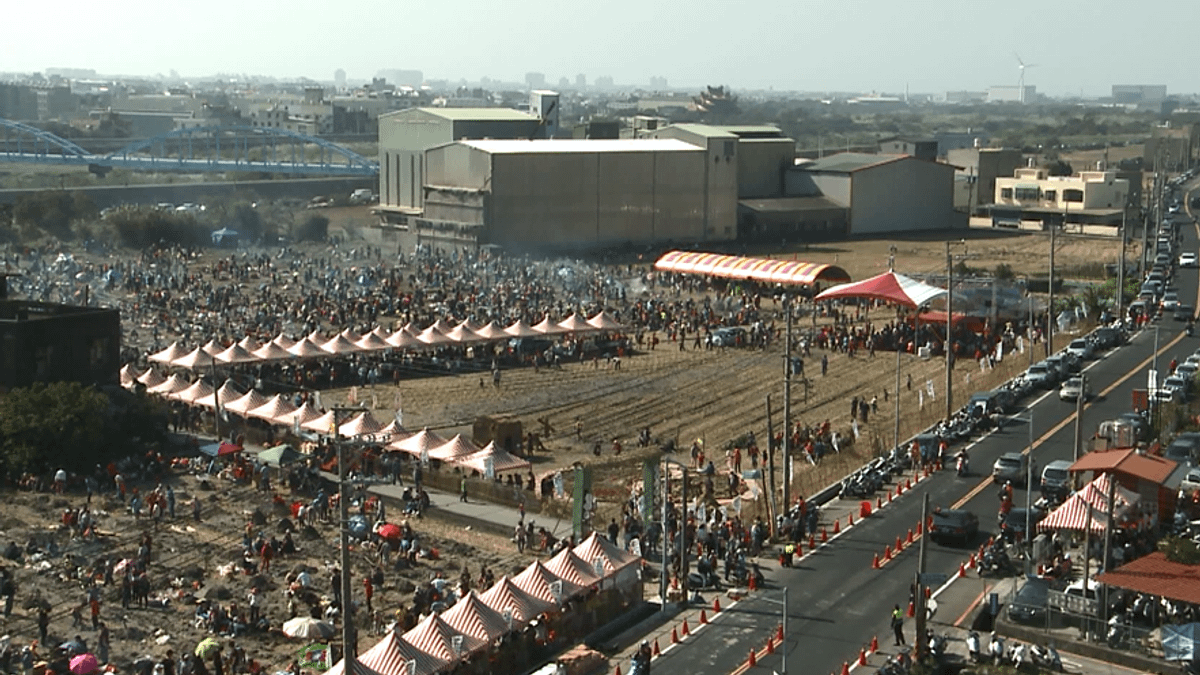 萬人齊聚控窯趣 行銷在地農特產 萬人齊聚控窯趣 行銷在地農特產