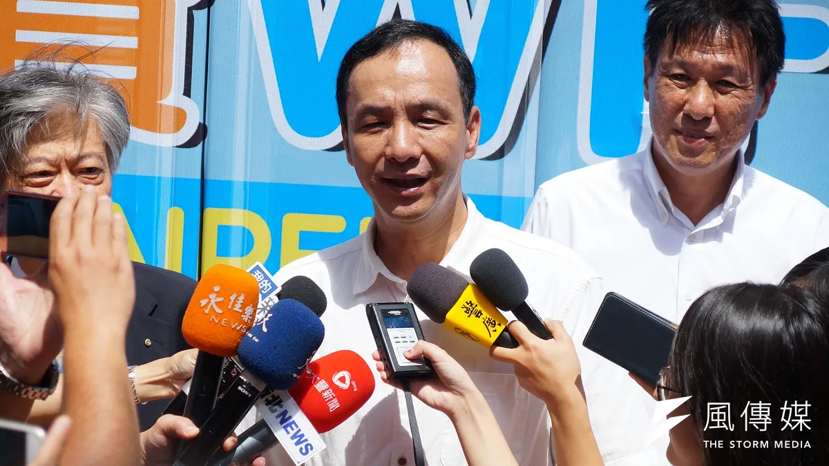 新北市長朱立倫日前遭民進黨秘書長洪耀福批評,沒有立場指定2018年新北市長「接班人」。朱立倫3日回嗆,「執政黨應把執政工作做好,不要只想到政治和政黨選舉。」(資料照,盧逸峰攝)