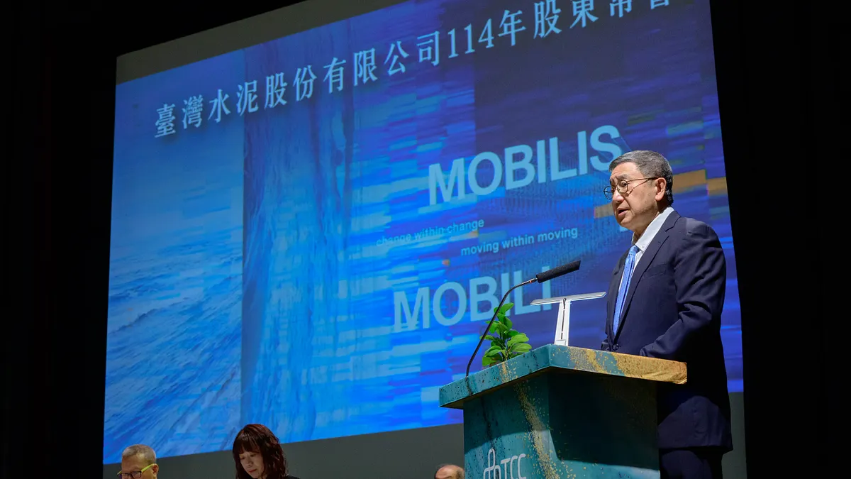 台泥今(27)日召開股東會,董事長張安平強調,台泥的管理階層是需要幫未來種樹的,所以無法將所有現金都發出去。(圖片來源:台泥)