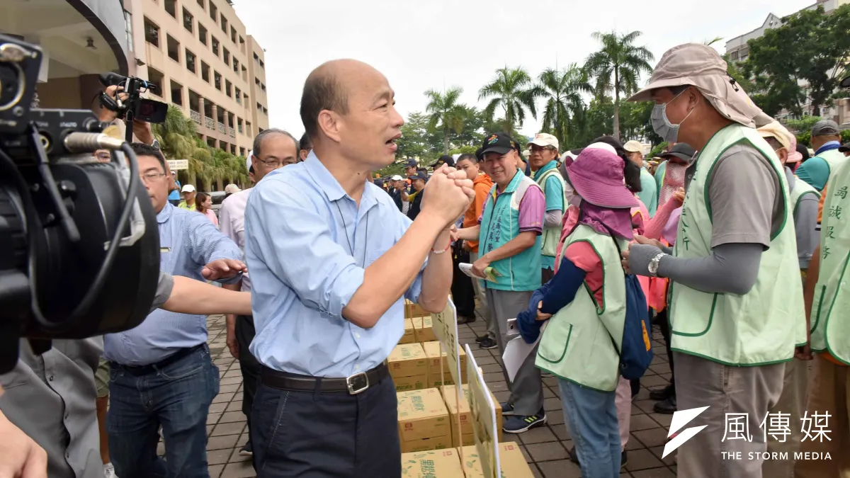 針對第二預備金使用狀況,高雄市長韓國瑜(見圖)19日表示,錢都花在刀口上;溝渠排水管淤塞狀況嚴重,不得不清。(資料照,徐炳文攝)