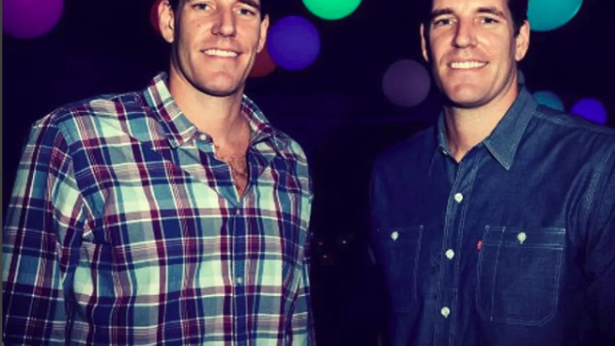 溫克沃斯雙胞胎兄弟,當年控告祖克柏的Facebook剽竊他們的創意,後來靠著打官司贏來的錢妥善投資,成為全球首批比特幣億萬富豪。(圖/取自instagram) 溫克沃斯雙胞胎兄弟,當年控告祖克柏的Facebook剽竊他們的創意,後來靠著打官司贏來的錢妥善投資,成為全球首批比特幣億萬富豪。(圖/取自instagram)