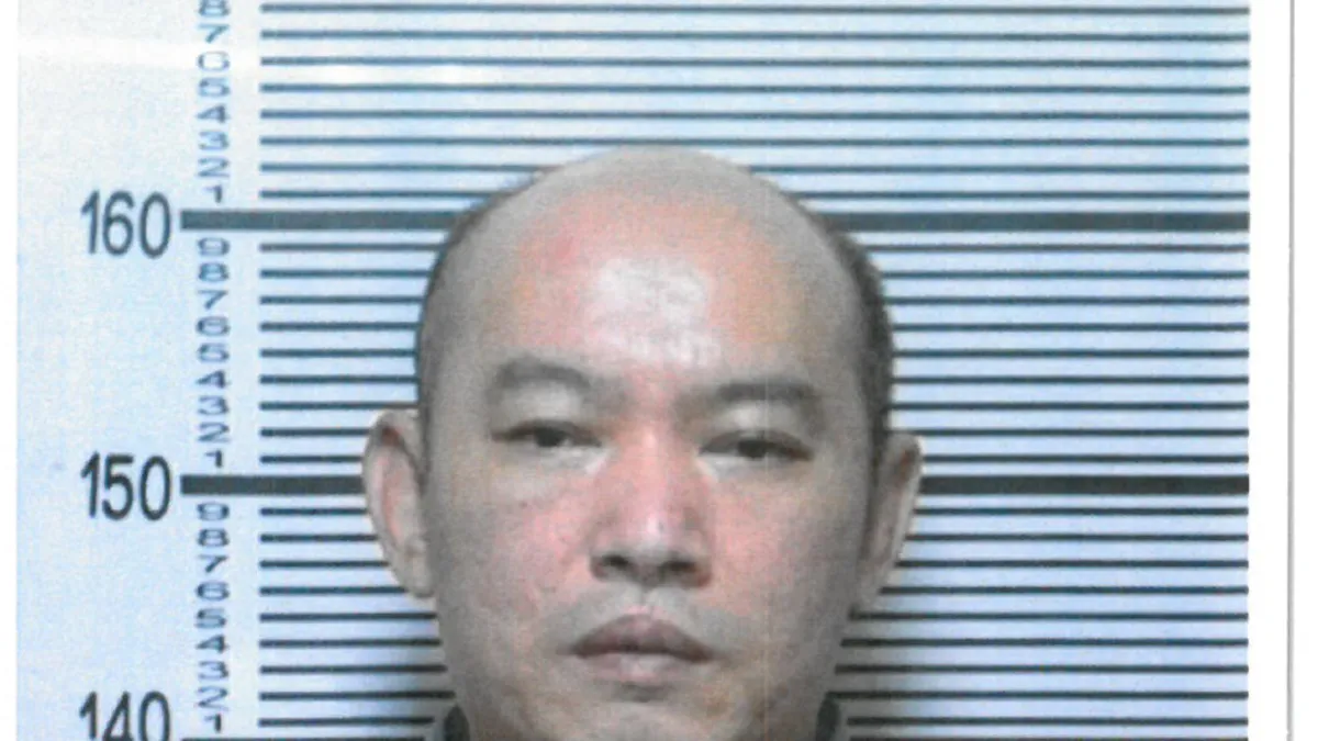 台中監獄受刑人陳坤和17日破壞腳鐐逃逸。(取自內政部刑事局網站)