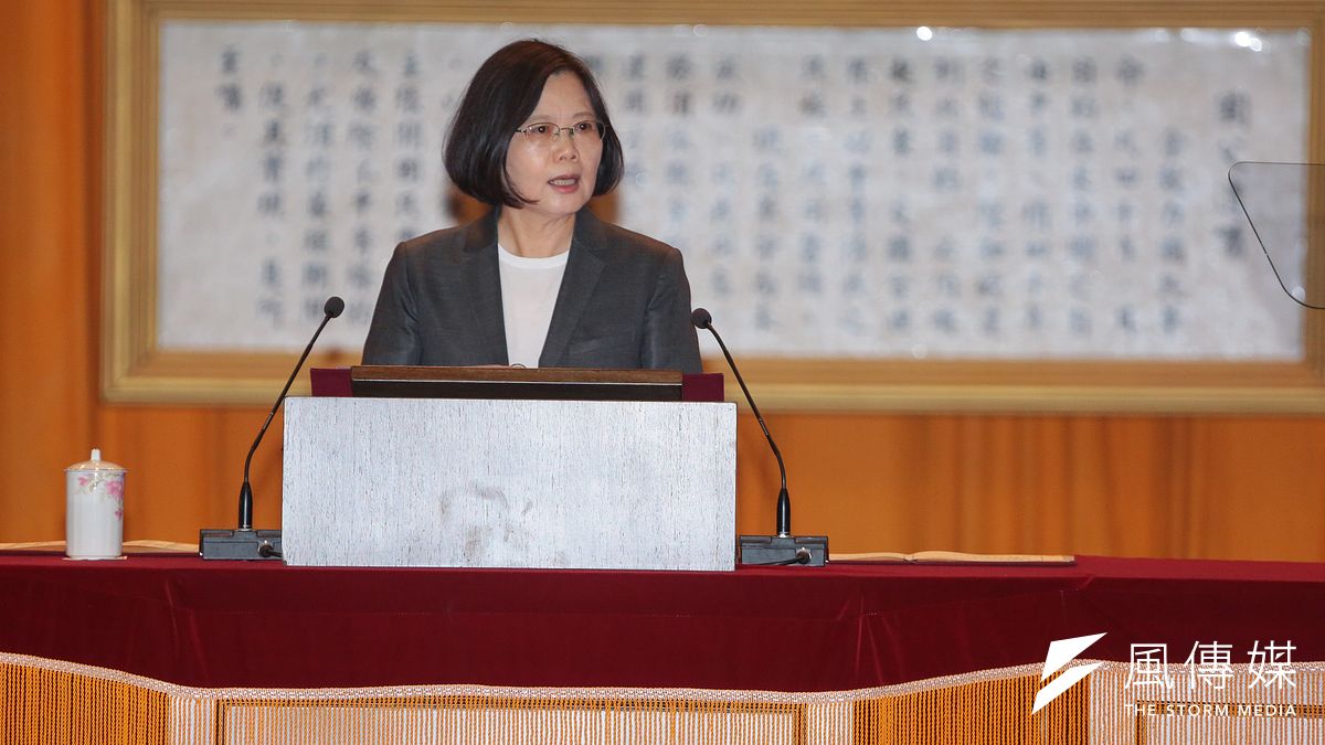 雄三飛彈誤射,當時總統蔡英文正在美國。圖為蔡英文4日出席三軍五校聯合畢業典禮,並發言致詞。(資料照,顏麟宇攝) 雄三飛彈誤射,當時總統蔡英文正在美國。圖為蔡英文4日出席三軍五校聯合畢業典禮,並發言致詞。(資料照,顏麟宇攝)