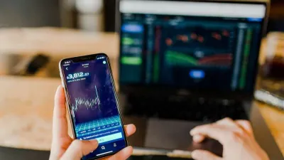 投信公司發行的台股ETF會成了投資族和年輕世代熱門話題,又當成可行養老標的。(資料照,圖/Unsplash)