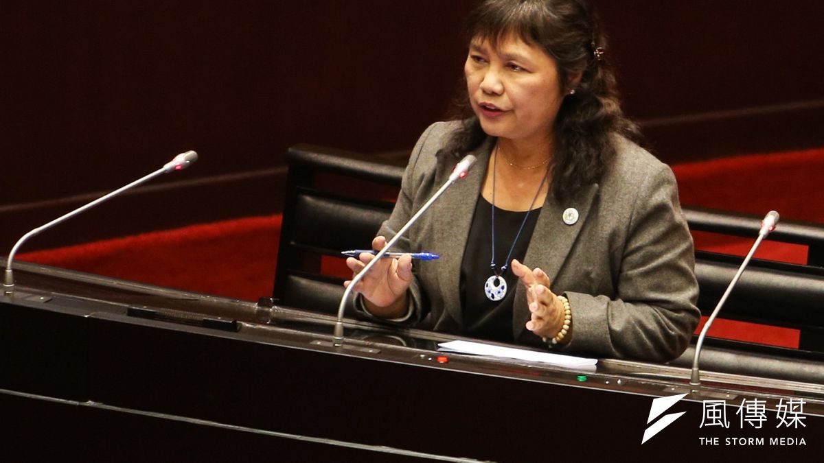 民進黨立委陳曼麗長期投入環保運動,首次質詢即鎖定石虎生態及空污議題。(陳明仁攝) 民進黨立委陳曼麗長期投入環保運動,首次質詢即鎖定石虎生態及空污議題。(陳明仁攝)