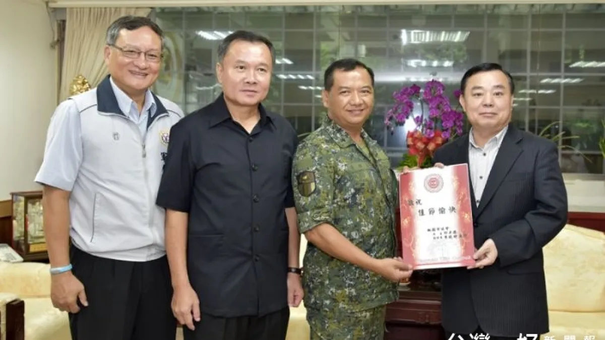 桃市議會秋節勞軍 議長邱奕勝感謝弟兄救災辛勞