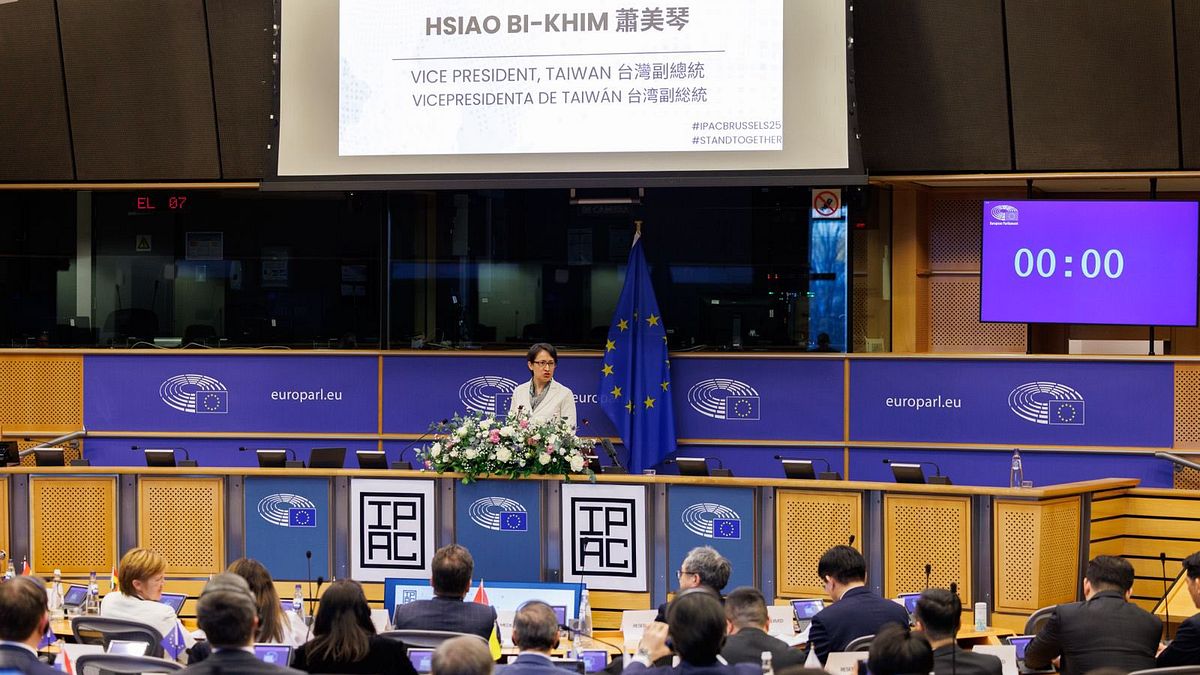 蕭美琴現身布魯塞爾!史上首位訪歐現任副總統 攜手林佳龍踏入歐洲議會