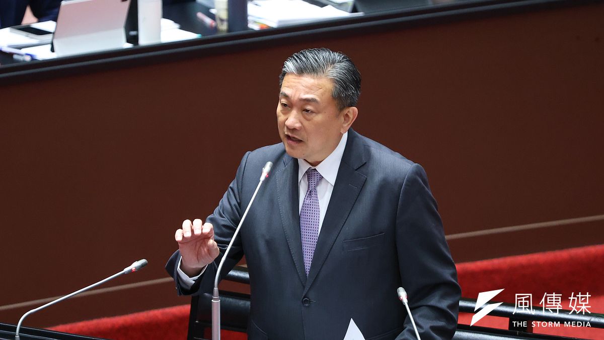 針對國軍頻傳共諜案,民進黨立委王定宇怒斥「政戰局在搞什麼?」。(資料照,顏麟宇攝) 針對國軍頻傳共諜案,民進黨立委王定宇怒斥「政戰局在搞什麼?」。(資料照,顏麟宇攝)