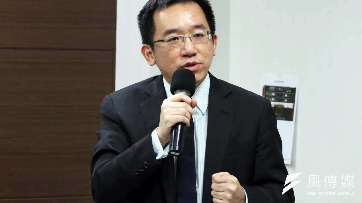 陳幸妤的牙醫診所將在24日開幕,對此陳致中20日表示,中監已同意陳水扁出席致詞,但不能涉及政治話題。(蘇仲泓攝)