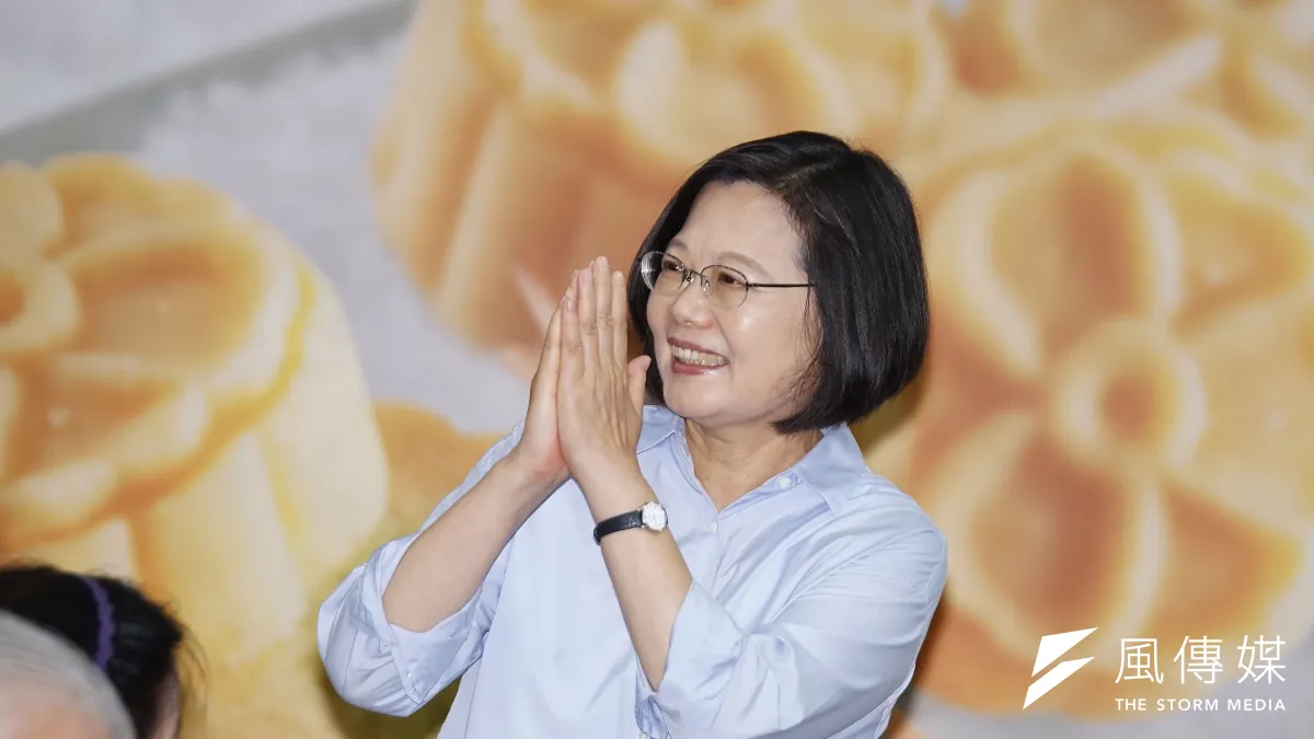 力拚2020總統大選連任,總統蔡英文競選團隊5日宣布,自7日起將推出自製直播節目「一起吃早餐」,搶攻網路直播族群。(資料照,盧逸峰攝)