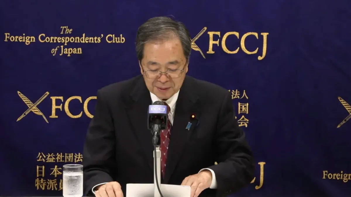 公明党の斉藤鉄夫代表が、連立解消の理由と今後の方針を語った。(写真/FCCJ) 公明党の斉藤鉄夫代表が、連立解消の理由と今後の方針を語った。(写真/FCCJ)