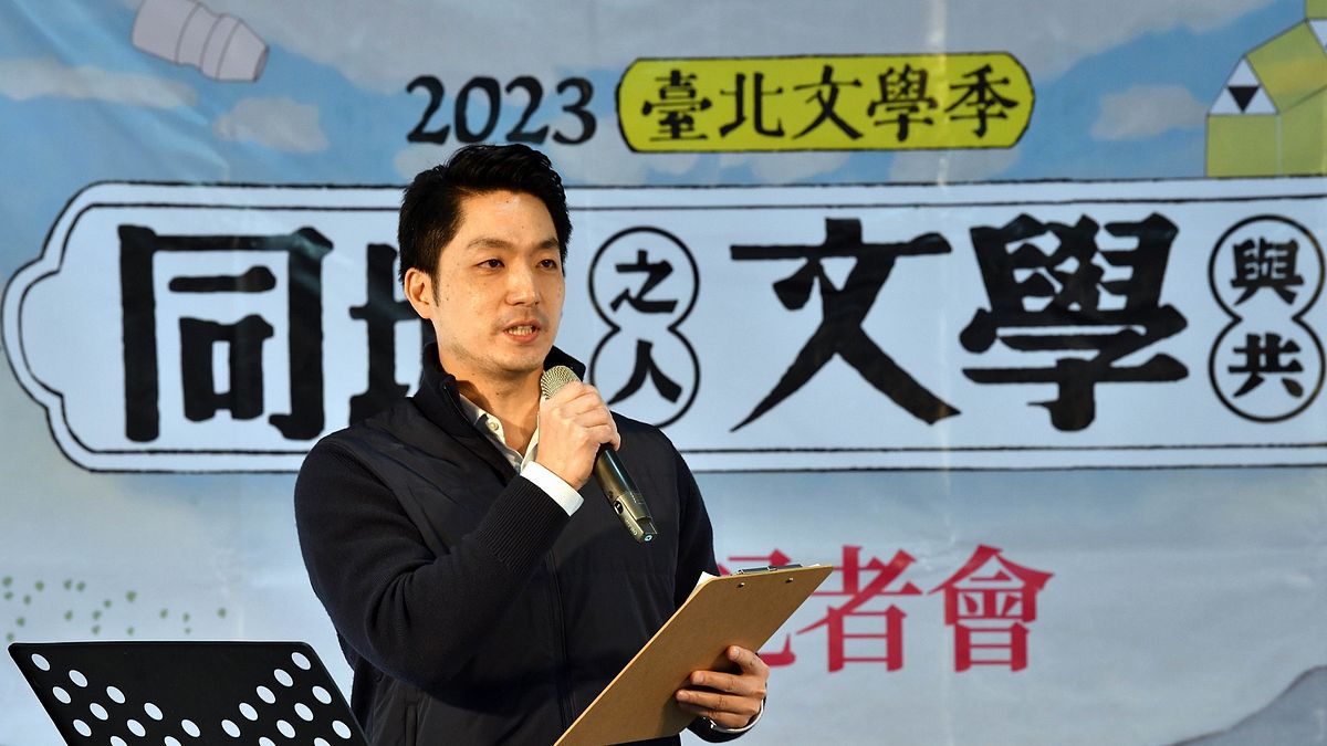 「2023臺北文學季」即將開跑,市長蔣萬安在記者會上朗讀蔣勳作品〈願〉。(圖/臺北市政府文化局提供) 「2023臺北文學季」即將開跑,市長蔣萬安在記者會上朗讀蔣勳作品〈願〉。(圖/臺北市政府文化局提供)