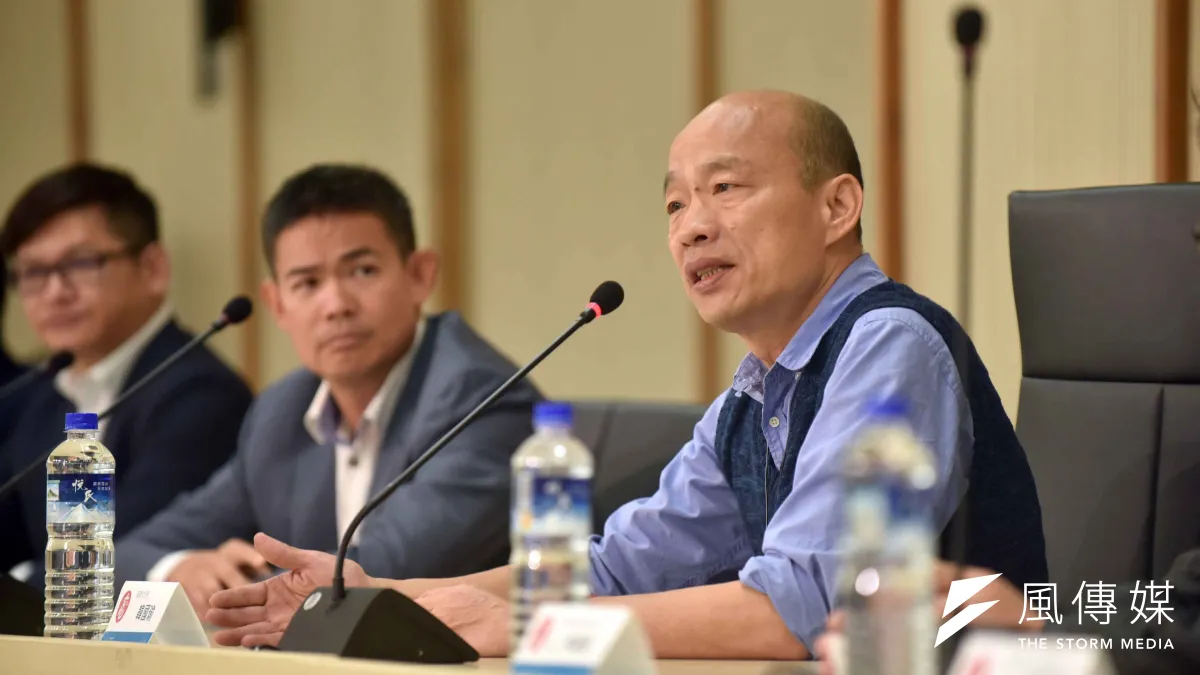 港台青年交流促進會主席一行約35人,拜會高雄市政府,市長韓國瑜表達感謝與歡迎。(圖/徐炳文攝)