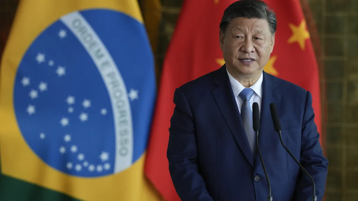 2024年11月20日,中國國家主席習近平與巴西總統魯拉在巴西利亞的總統官邸舉行聯合記者會。(美聯社)