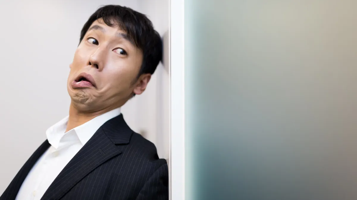 仔細觀察尿液,能看出一些健康端倪啊!(圖/Pakutaso)