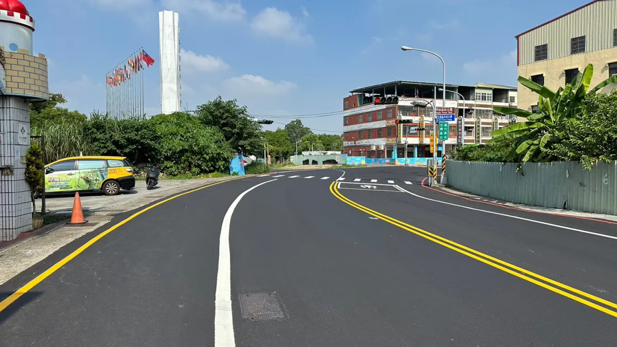 解決淹水問題,太平區中山路二段進行道路側溝加寬工程完工。(圖/台中市政府)