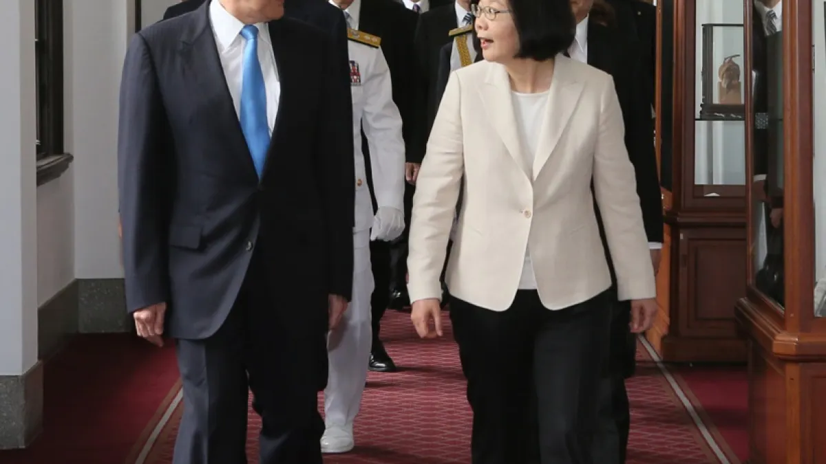 蔡英文總統就職典禮,前後任總統馬英九與蔡英文(台北市攝影記者聯誼會)
