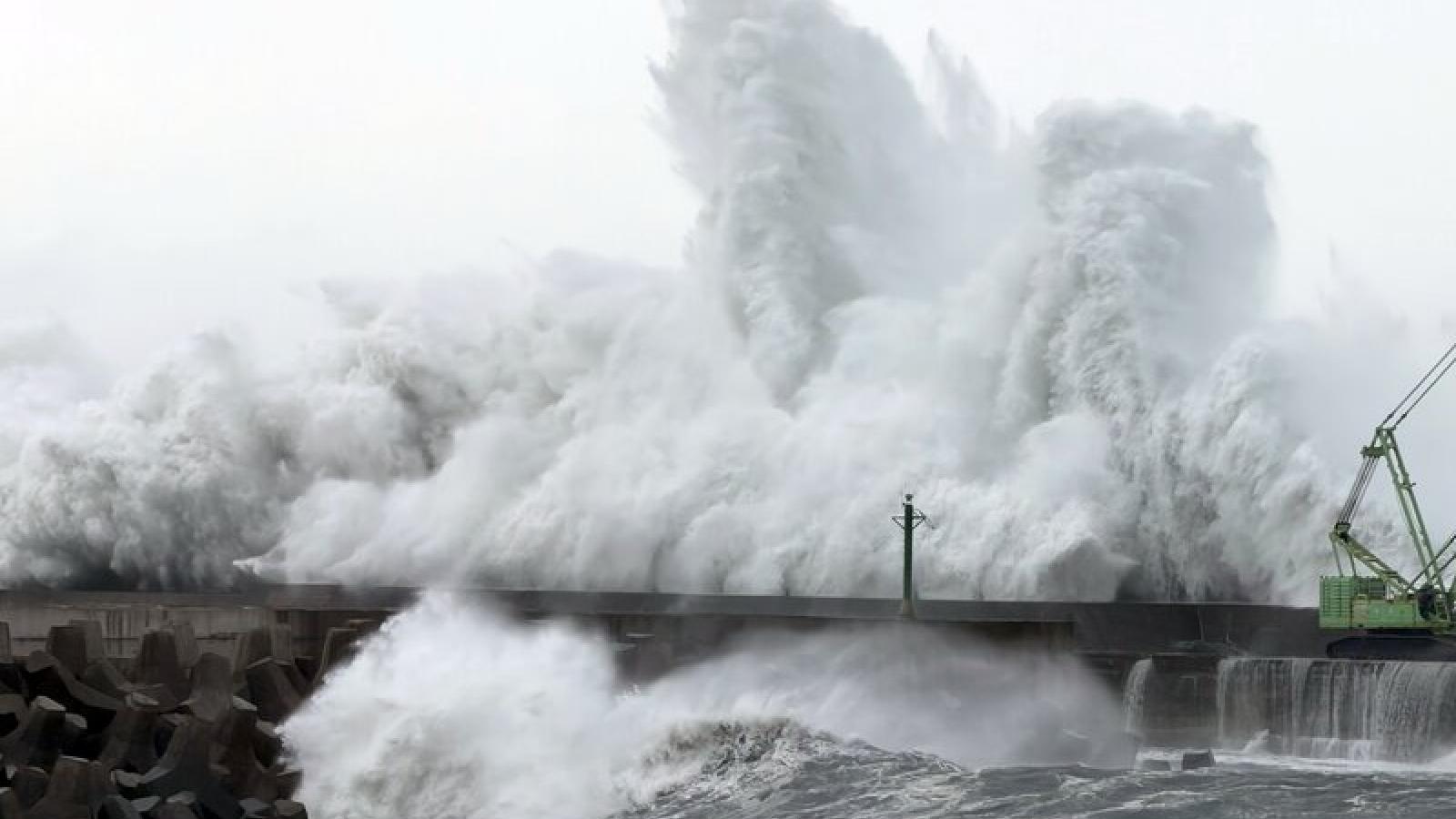 日本巡視船「台海避風」遭中國海警跟監 海巡署:勿藉颱風製造內水化假象
