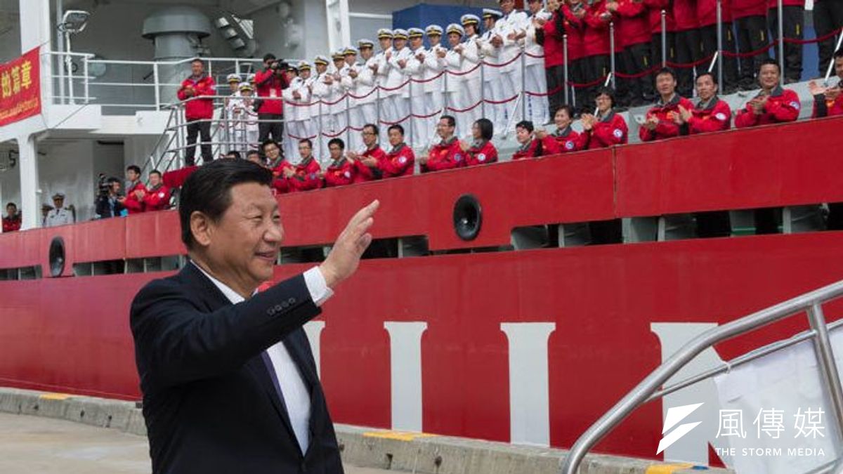 習近平19日在澳洲訪視中國考察船「雪龍」號(新華社) 習近平19日在澳洲訪視中國考察船「雪龍」號(新華社)