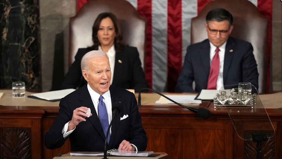 2024年3月7日,美國總統拜登在參眾兩院聯席會議發表國情咨文演說。(美聯社) 2024年3月7日,美國總統拜登在參眾兩院聯席會議發表國情咨文演說。(美聯社)