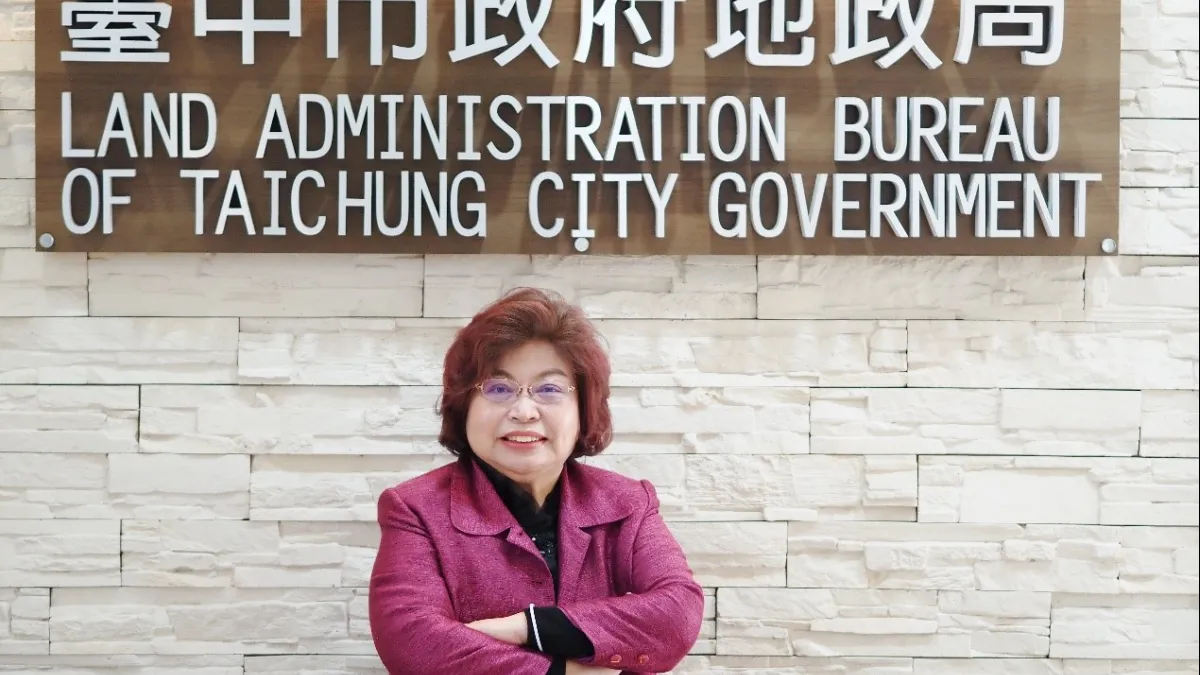 臺中市政府地政局局長吳存金表示,第13期大慶市地重劃區,已自2021年底陸續辦理土地登記發狀。(圖/臺中市政府地政局提供)