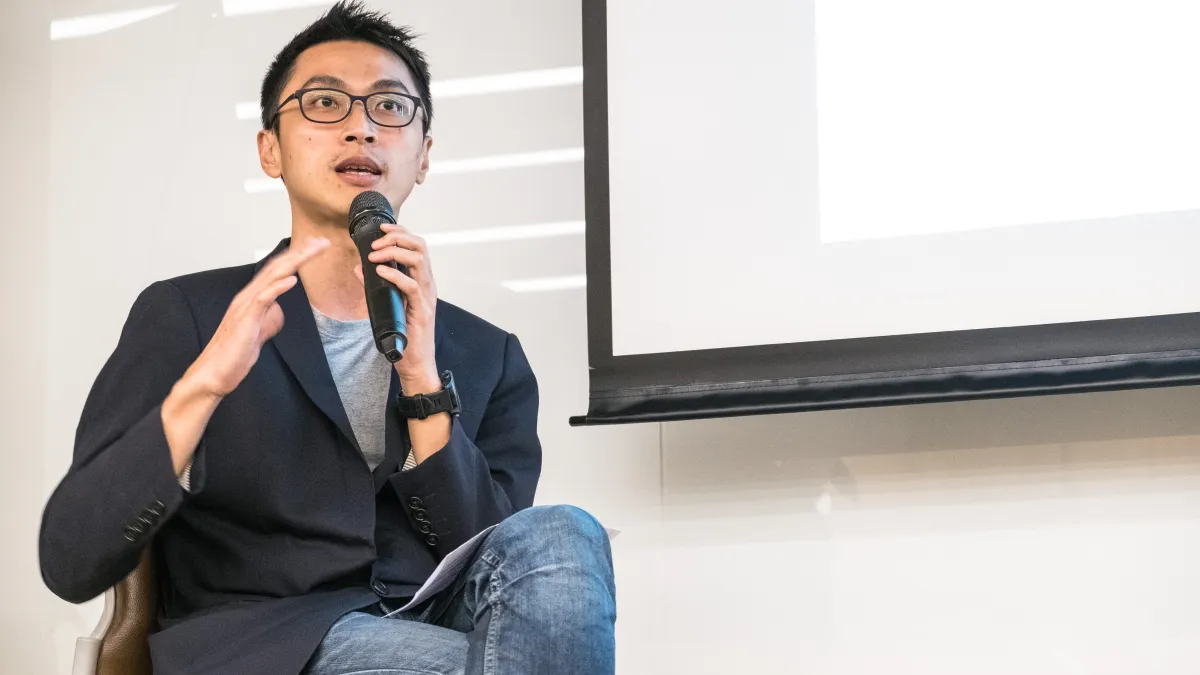 影視工作室「英雄旅程」2日舉辦論壇,對談台灣OTT產業的發展與出路。LINE TV 執行長劉于遜在會上指出,「當別人比你有資源時,那個千萬不要去做」。(英雄旅程提供)