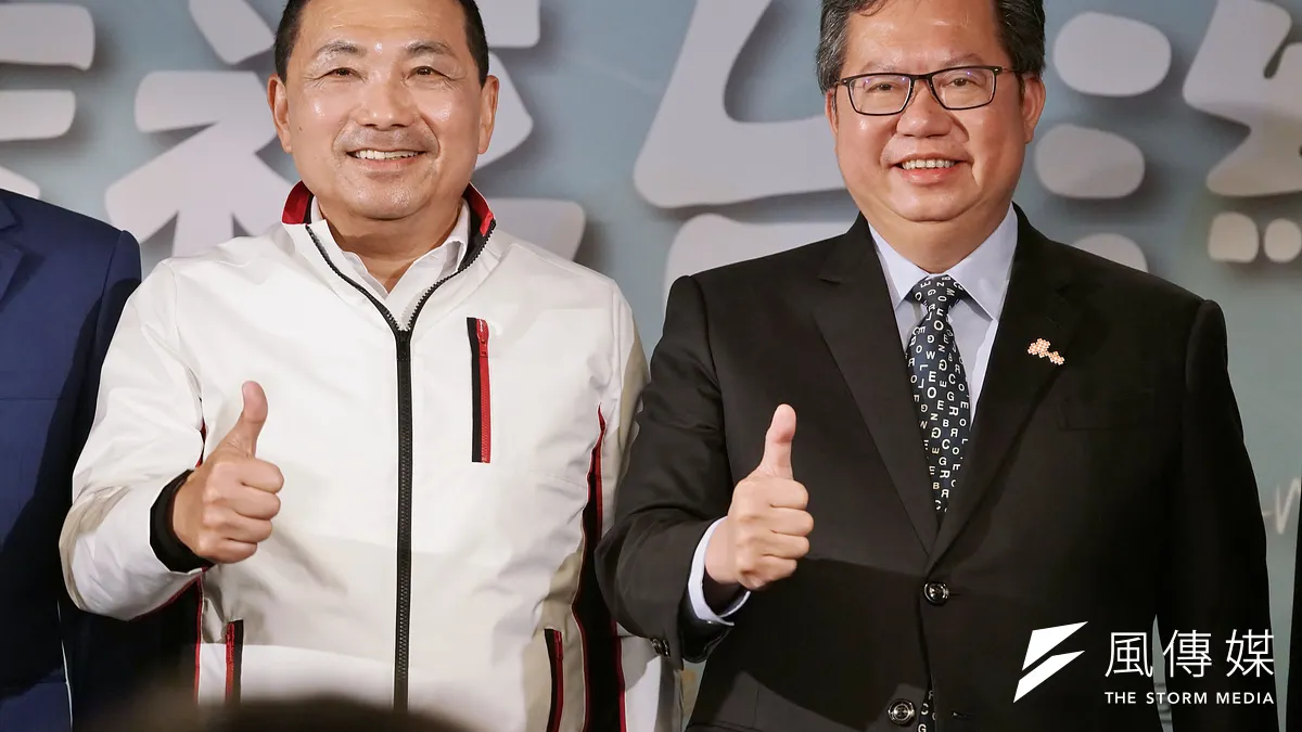 新北市長侯友宜(左起)、桃園市長鄭文燦19日將在財經雜誌論壇中同台。(資料照,盧逸峰攝)
