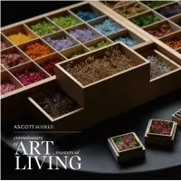 アスコット丸の内東京は、美術作家の亀井紀彦氏を迎え、皇居を望む客室で花のアートオブジェを制作するOtonamiとのコラボワークショップを8月から開催する。(写真/アスコットジャパン PR事務局提供) アスコット丸の内東京は、美術作家の亀井紀彦氏を迎え、皇居を望む客室で花のアートオブジェを制作するOtonamiとのコラボワークショップを8月から開催する。(写真/アスコットジャパン PR事務局提供)