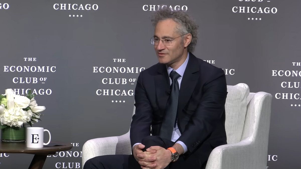 數據分析巨頭Palantir執行長卡普公開表示支持川普政府強硬緝毒政策。(資料照,取自YouTube影片) 數據分析巨頭Palantir執行長卡普公開表示支持川普政府強硬緝毒政策。(資料照,取自YouTube影片)