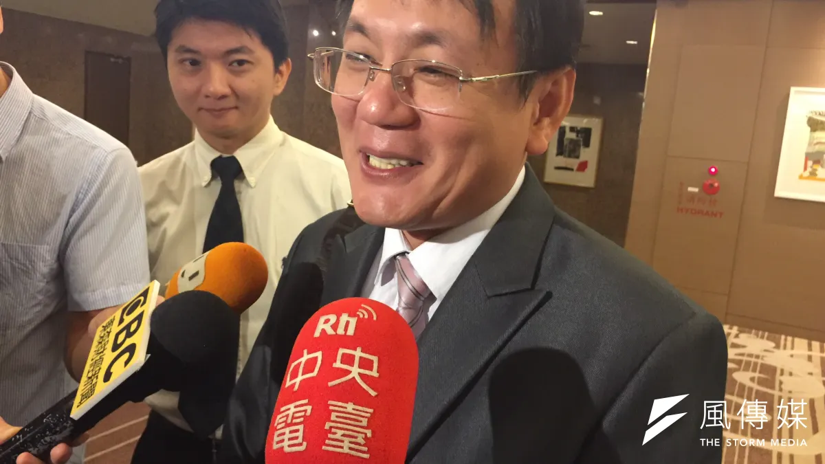 為了發展綠電,雲林縣將成立「雲林能源公司」,副縣長丁彥哲說,希望能讓縣民入股,降低地方阻力。(尹俞歡攝)