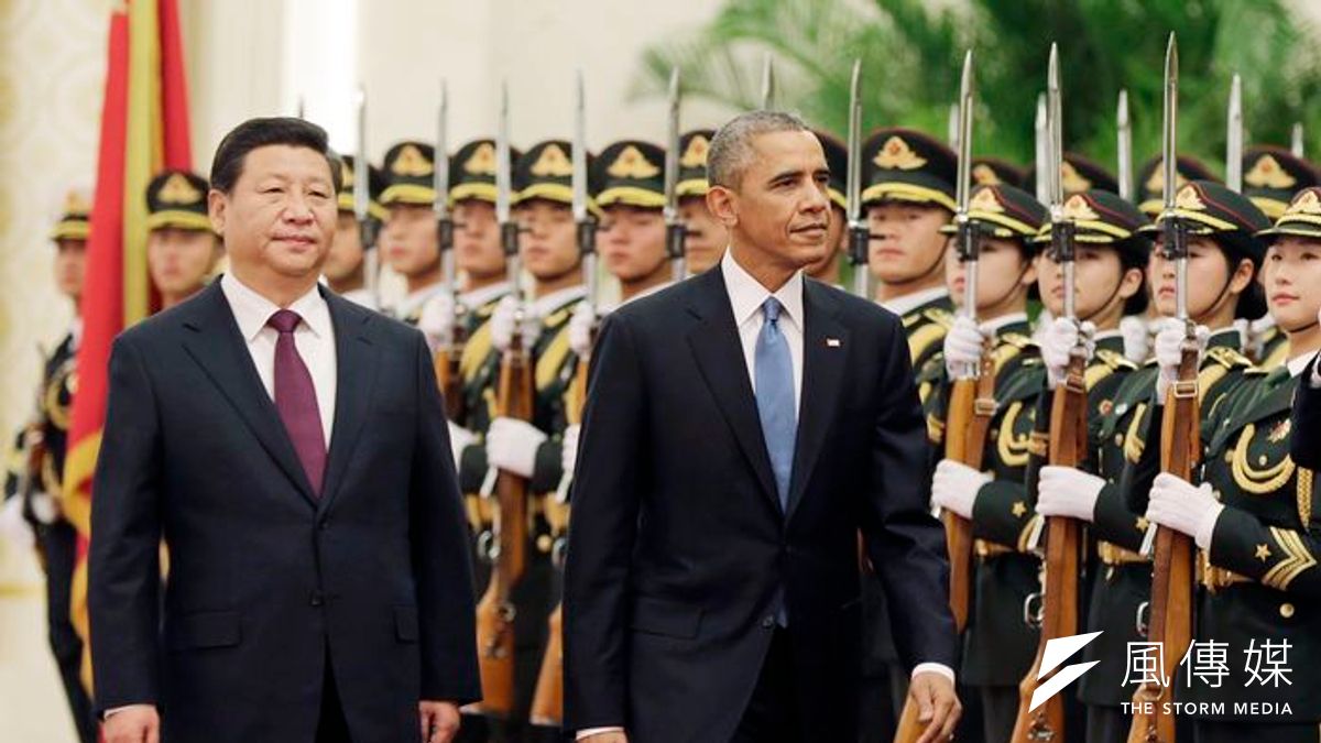 習近平(左)12日在人民大會堂正式歡迎歐巴馬(右)到訪。 習近平(左)12日在人民大會堂正式歡迎歐巴馬(右)到訪。