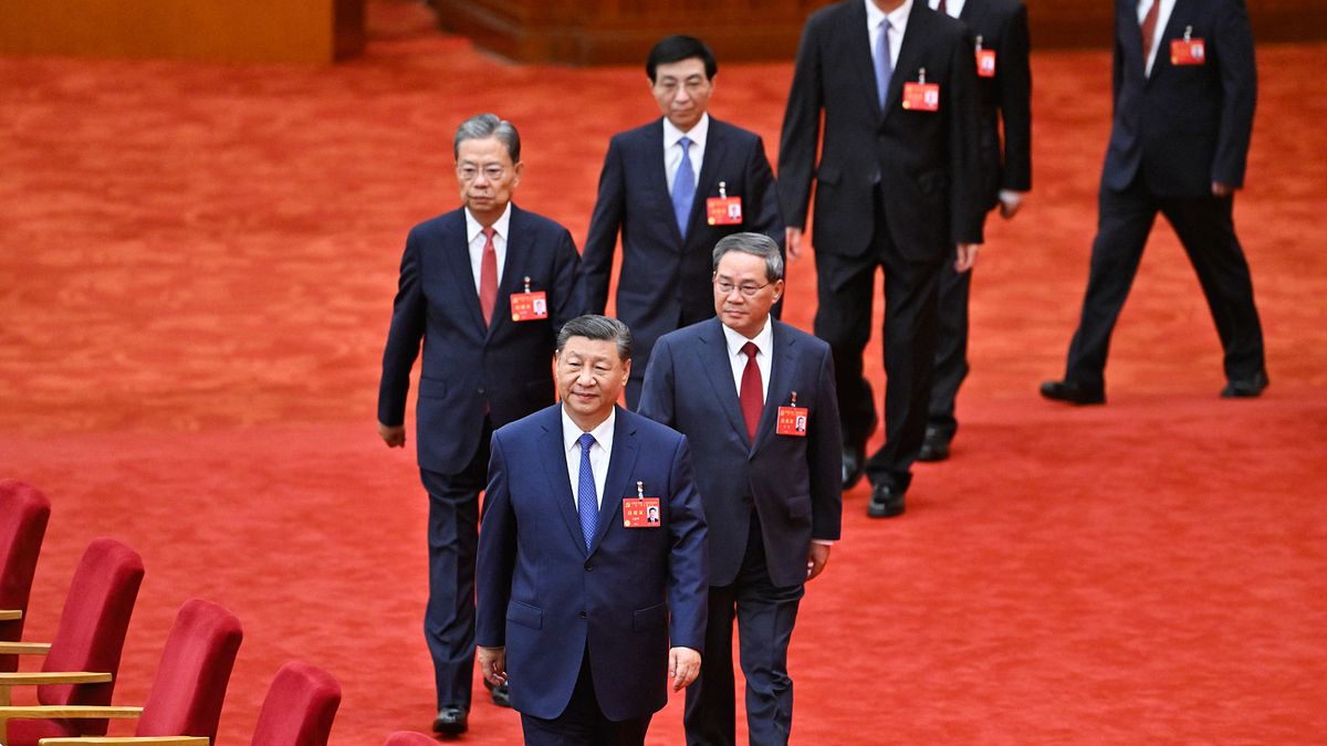 中共20屆三中全會閉幕後,7月30日中央政治局召開會議,分析研究當前經濟形勢和經濟工作,同時要求整治形式主義、官僚主義。(資料照,美聯社) 中共20屆三中全會閉幕後,7月30日中央政治局召開會議,分析研究當前經濟形勢和經濟工作,同時要求整治形式主義、官僚主義。(資料照,美聯社)