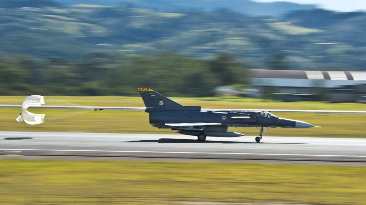 哥倫比亞空軍的「幼獅」戰機。(圖片取自美軍DVIDS系統) 哥倫比亞空軍的「幼獅」戰機。(圖片取自美軍DVIDS系統)