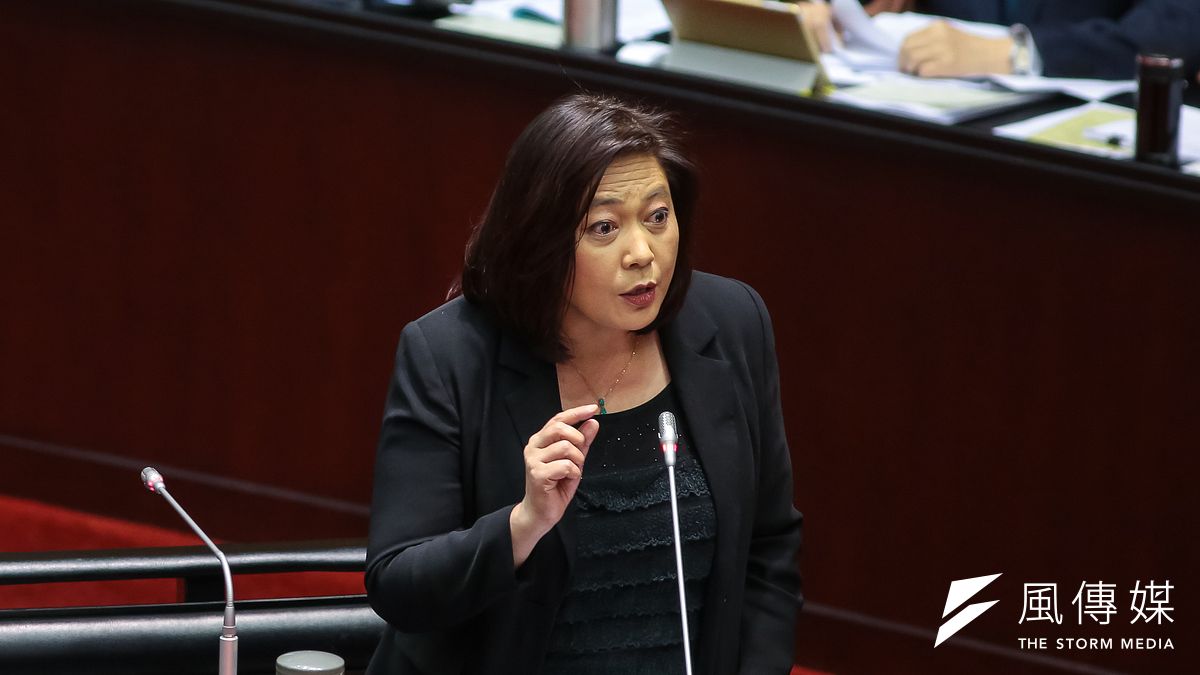 假新聞風波持續延燒,外界批評聲浪不斷,國家通訊傳播委員會(NCC)主委詹婷怡在今(2)日傳出已經向行政院口頭請辭。(資料照,顏麟宇攝) 假新聞風波持續延燒,外界批評聲浪不斷,國家通訊傳播委員會(NCC)主委詹婷怡在今(2)日傳出已經向行政院口頭請辭。(資料照,顏麟宇攝)