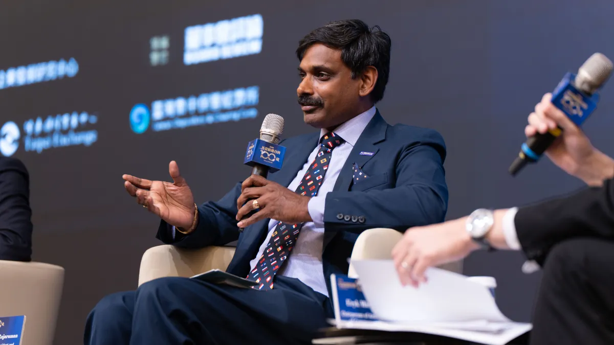 默克電子科技執行副總裁暨技術長Dr. Surésh Rajaraman今日出席「2026外資精選台灣100強頒獎典禮」。