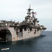 アメリカ海軍現役揚陸強襲艦「エセックス号」(USS Essex)。(写真/アメリカ軍DVIDSシステムより) アメリカ海軍現役揚陸強襲艦「エセックス号」(USS Essex)。(写真/アメリカ軍DVIDSシステムより)