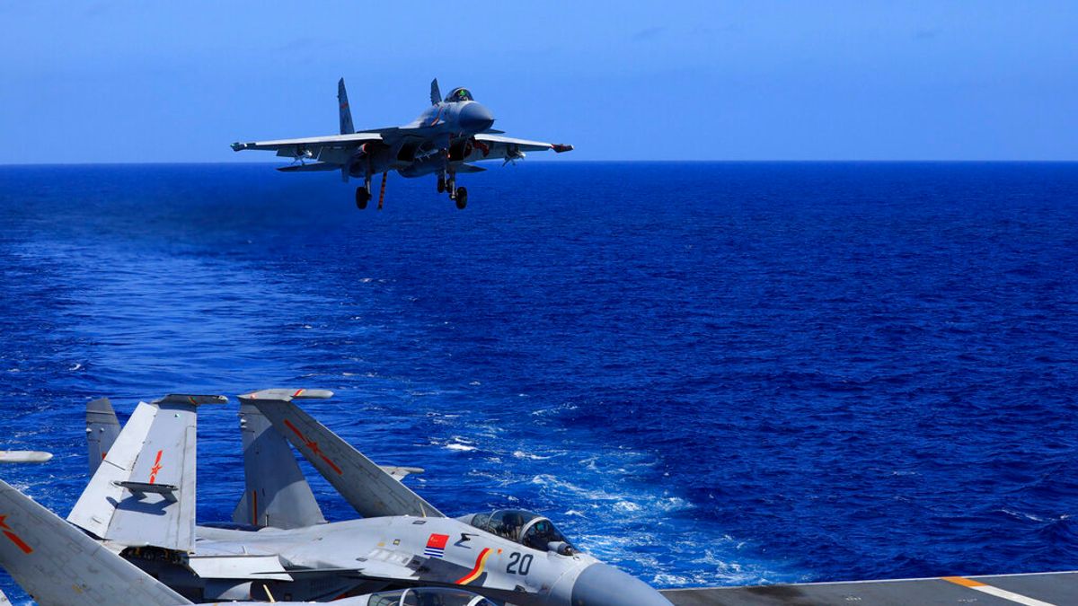 「北方有熊,南方有龍」,中俄「戰略對錶」後首度出手,軍機聯合包抄日本,東京陷入不利局面