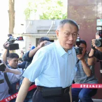 2026年九合一地方大選前,敏感的民眾黨創黨主席柯文哲(見圖)涉京華城案9月8日將於二審再戰。(陳品佑攝) 2026年九合一地方大選前,敏感的民眾黨創黨主席柯文哲(見圖)涉京華城案9月8日將於二審再戰。(陳品佑攝)
