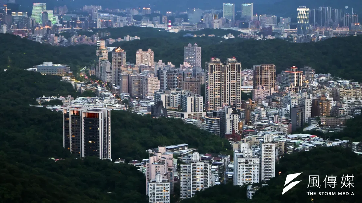 台北房市今年前5月交易量小幅回升,其中北投區表現格外受到市場注意。(資料照/陳昱凱攝)