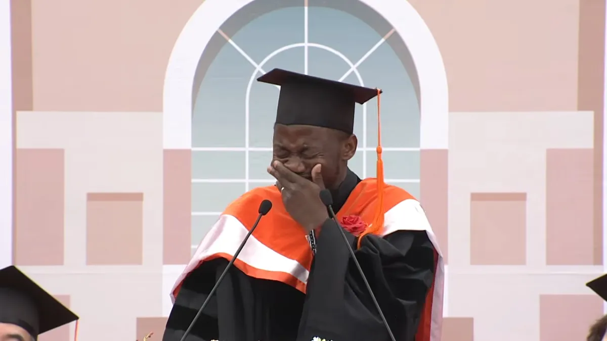 He once survived on half a sweet potato as a child — now he stood on the NTU graduation stage to share a dream (Screenshot via National Taiwan University YouTube)