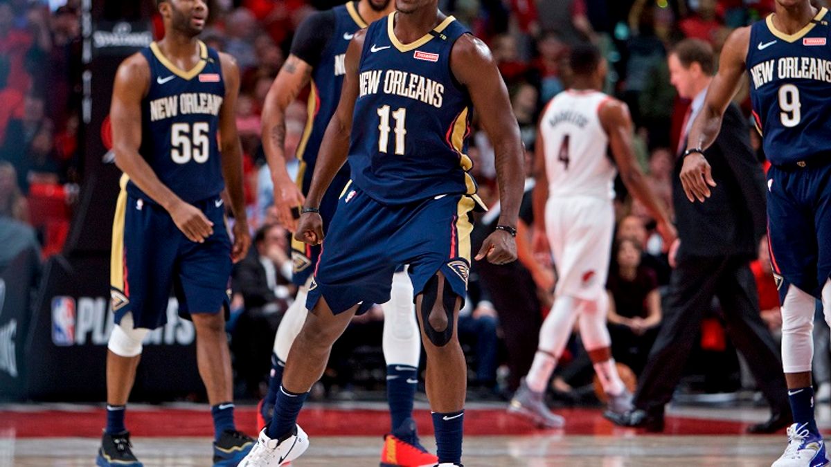 鵜鶘哈勒戴(中)在季後賽脫胎換骨,有望帶領鵜鶘突破季後賽首輪。 (美聯社) 鵜鶘哈勒戴(中)在季後賽脫胎換骨,有望帶領鵜鶘突破季後賽首輪。 (美聯社)