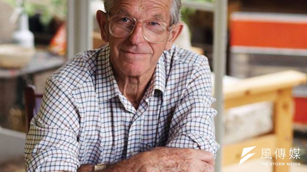 桑格曾經在1958年及1980年兩度榮膺諾貝爾化學獎,是至今唯一締造這項記錄的科學家(取自網路) 桑格曾經在1958年及1980年兩度榮膺諾貝爾化學獎,是至今唯一締造這項記錄的科學家(取自網路)