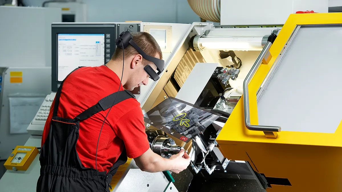 後疫情時代遠程協作成為日常作業模式,Epson從第一線工作者角度出發,希望從產品特性、功能,甚至是技術層面多方支援,讓BT-45C系列成為新時代企業教育訓練、遠程協作、甚至是娛樂產業的最佳幫手。(圖/Epson提供) 後疫情時代遠程協作成為日常作業模式,Epson從第一線工作者角度出發,希望從產品特性、功能,甚至是技術層面多方支援,讓BT-45C系列成為新時代企業教育訓練、遠程協作、甚至是娛樂產業的最佳幫手。(圖/Epson提供)